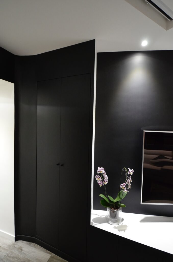 Appartement en noir et blanc, salon